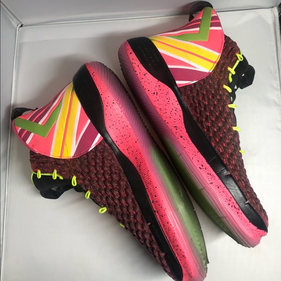 (Sold)Nike Alphadunk Hoverboad Sneakers - Picture 5 of 14